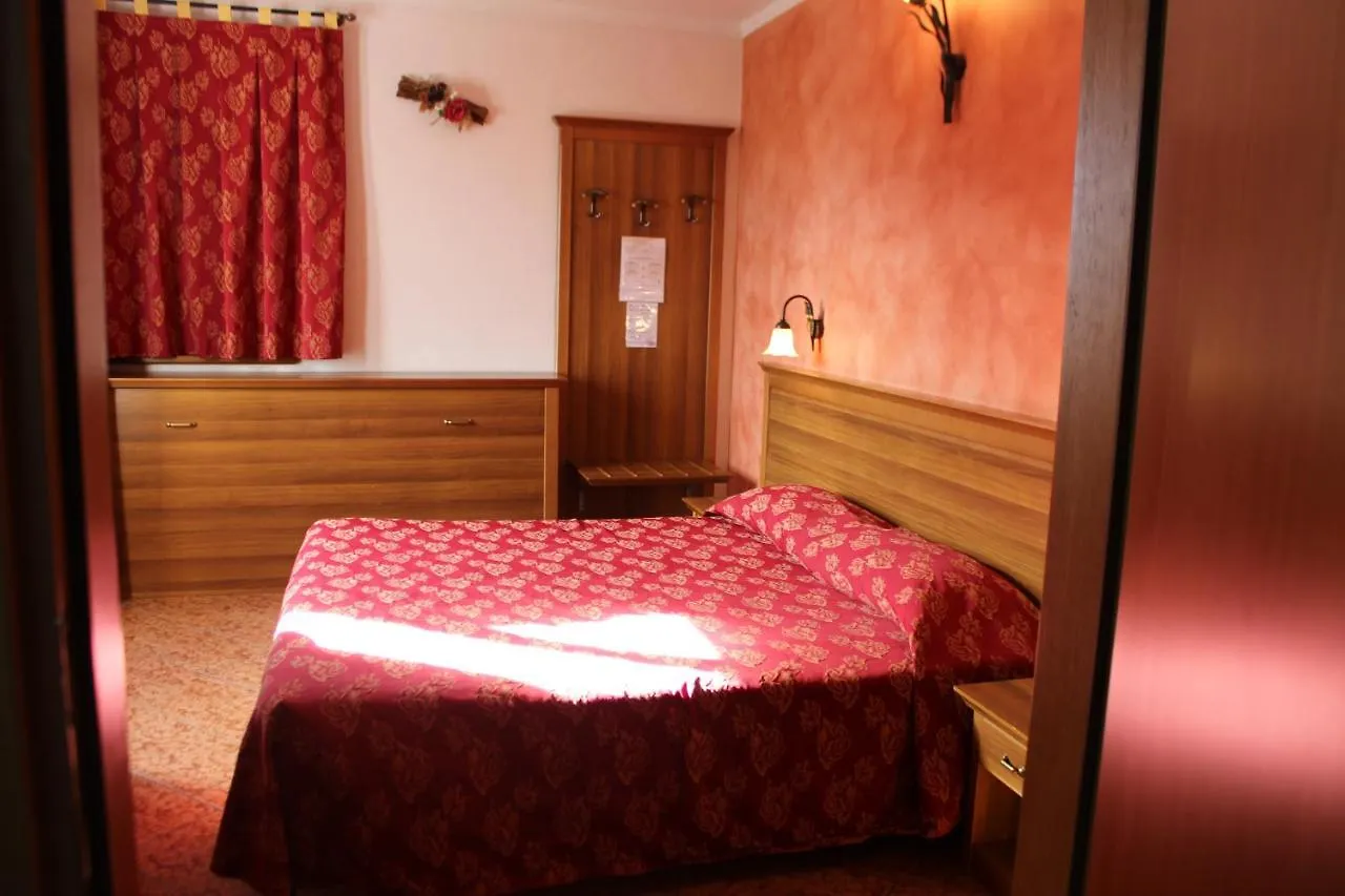 Farm stay Ca Del Ponte Villa Costermano Italy