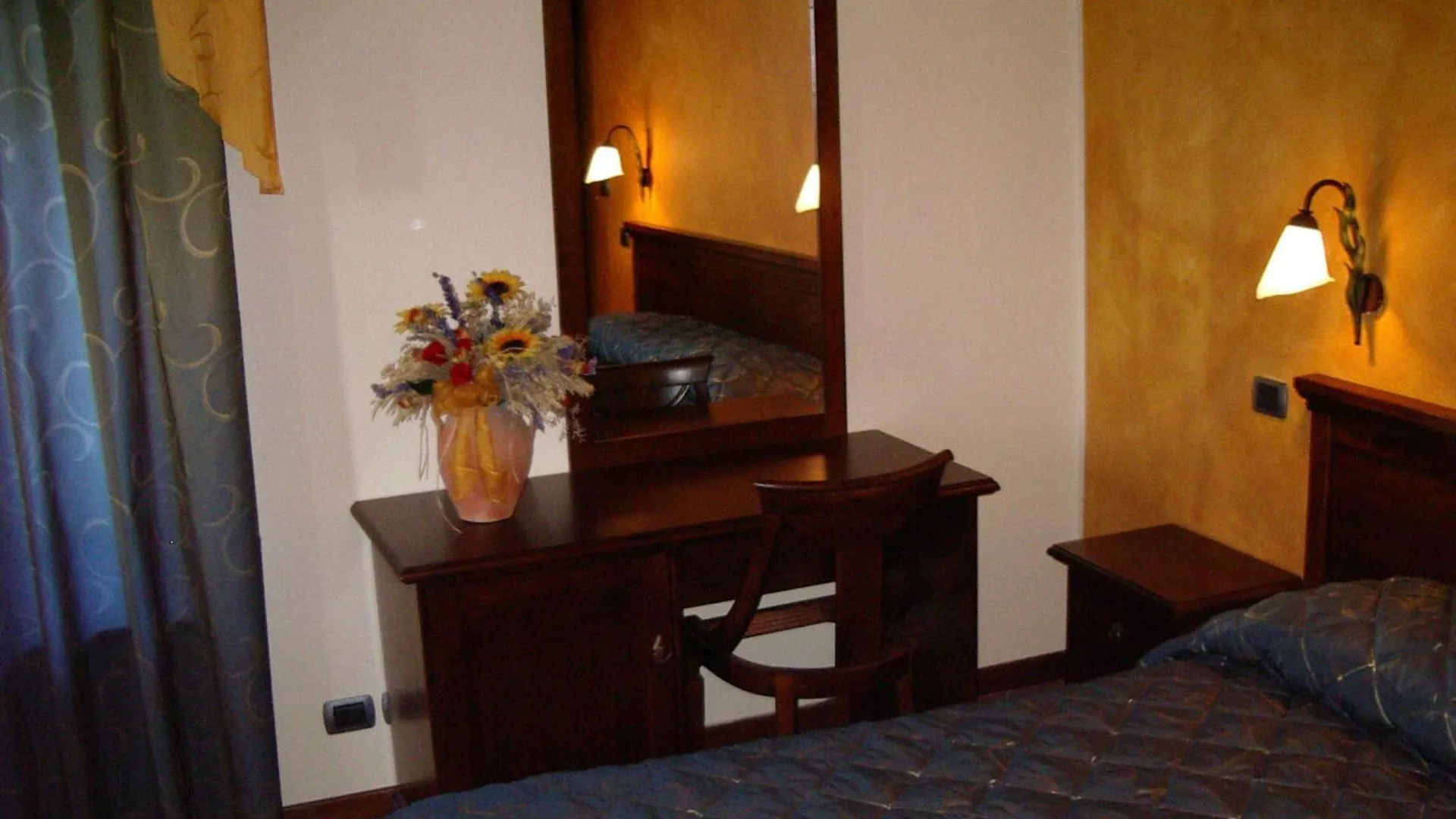Ca Del Ponte Villa Costermano Farm stay
