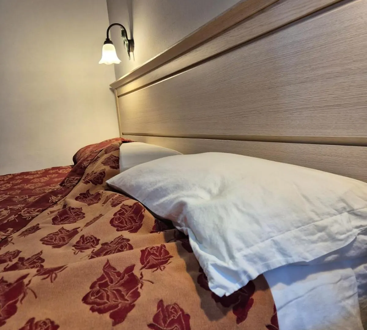 Farm stay Ca Del Ponte Villa Costermano